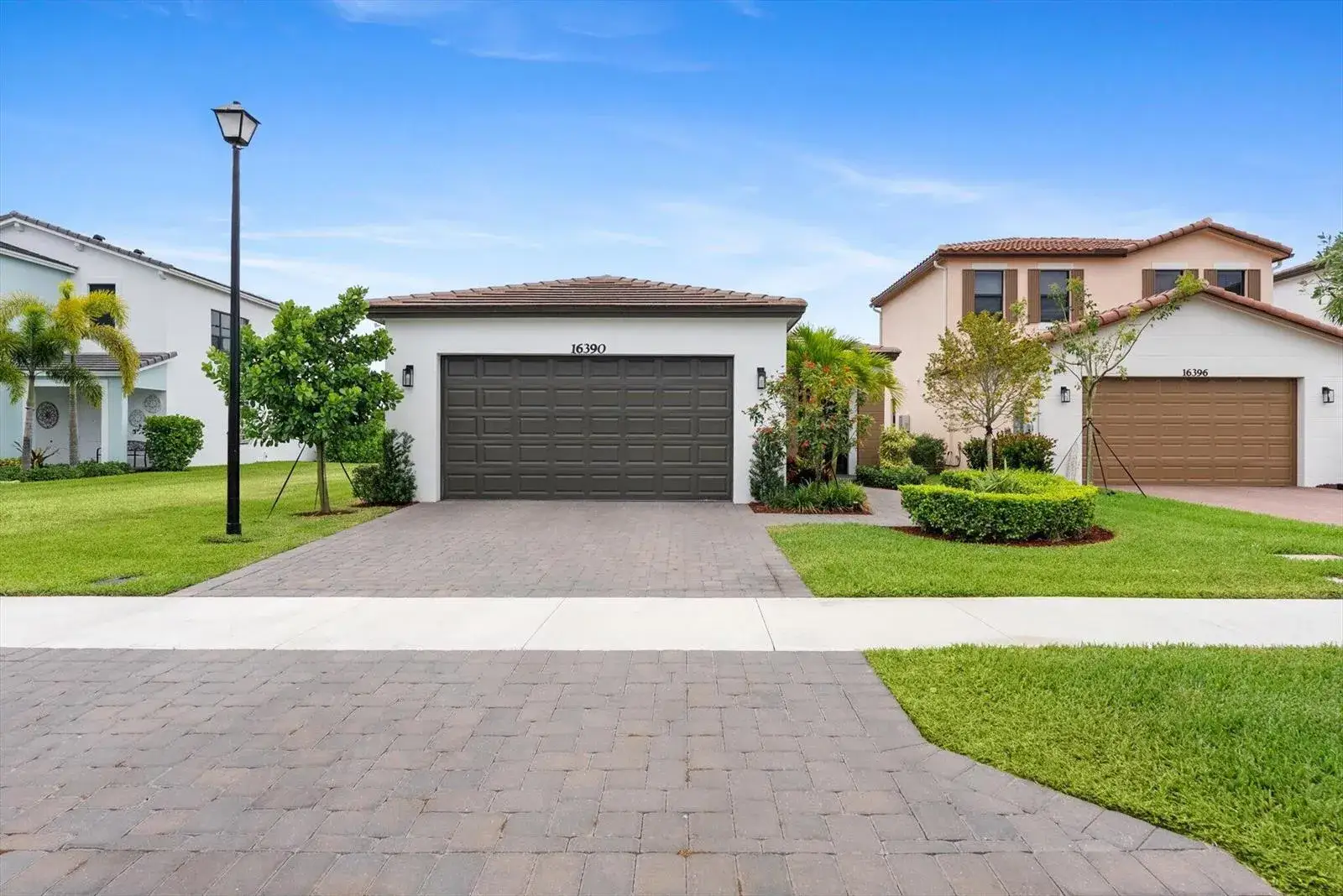 3 bedroom 2 bath Residential for sale at 16390 Sea Turtle Place, FL 33470