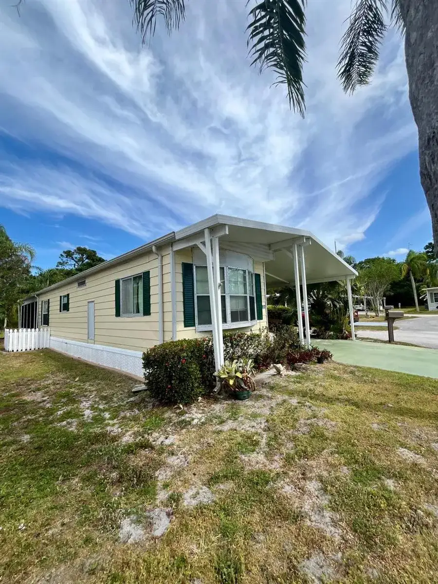 2 bedroom 2 bath Residential for sale at 34 Montilla Way Way, Port St. Lucie FL 34952