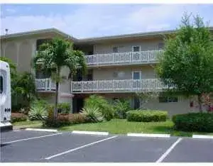 2 bedroom 2 bath Residential for sale at 2687 N Garden Drive # 204, Lake Worth FL 33461