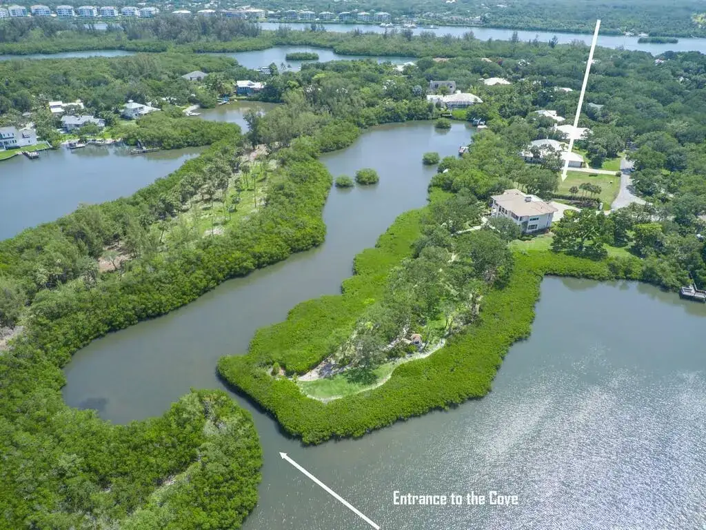 2660 Riverview Court, Vero Beach FL 32963