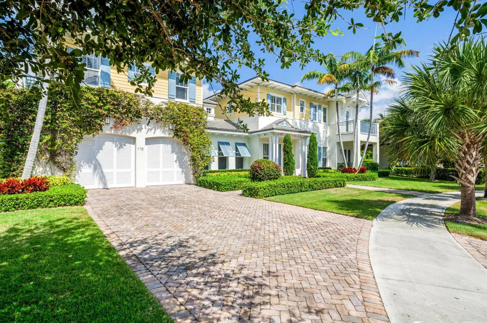4 bedroom 4 bath Residential for sale at 110 Sea Lane, Delray Beach FL 33483