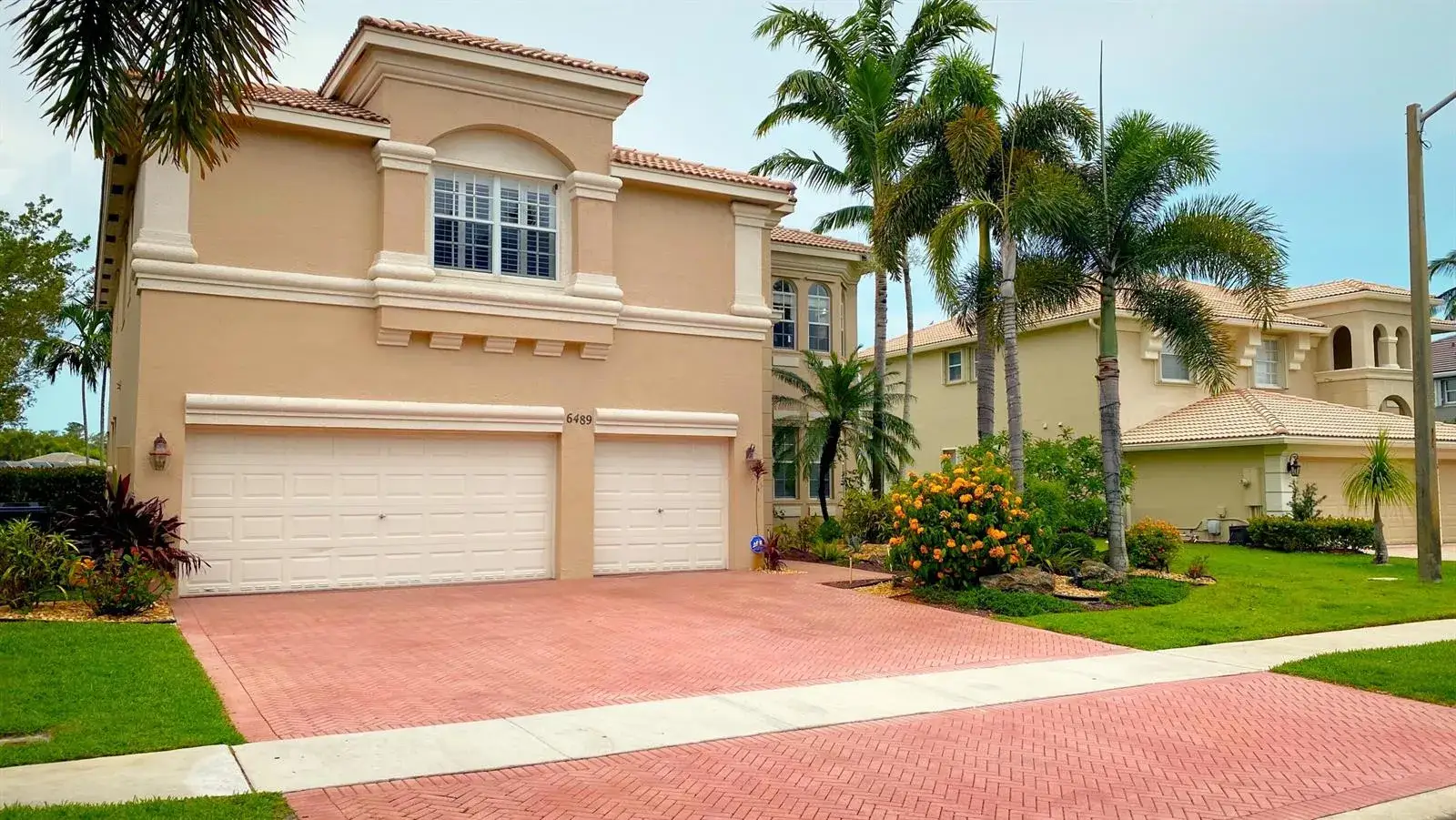 4 bedroom 4 bath Residential for sale at 6489 Marbletree Lane, Lake Worth FL 33467