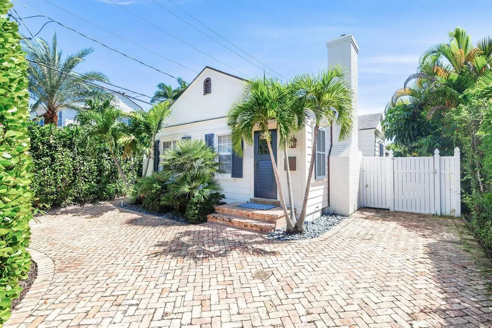 231 Cocoanut Row, Palm Beach FL 33480