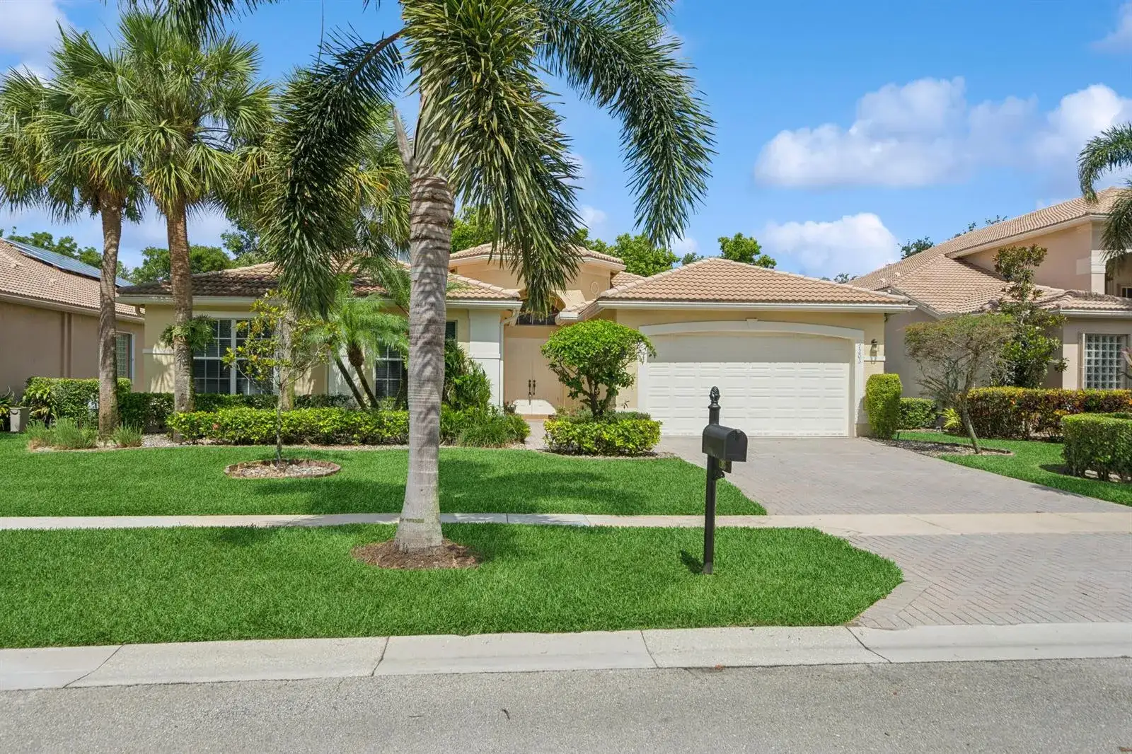 4 bedroom 2 bath Residential for sale at 7203 Arcadia Bay Court, Delray Beach FL 33446