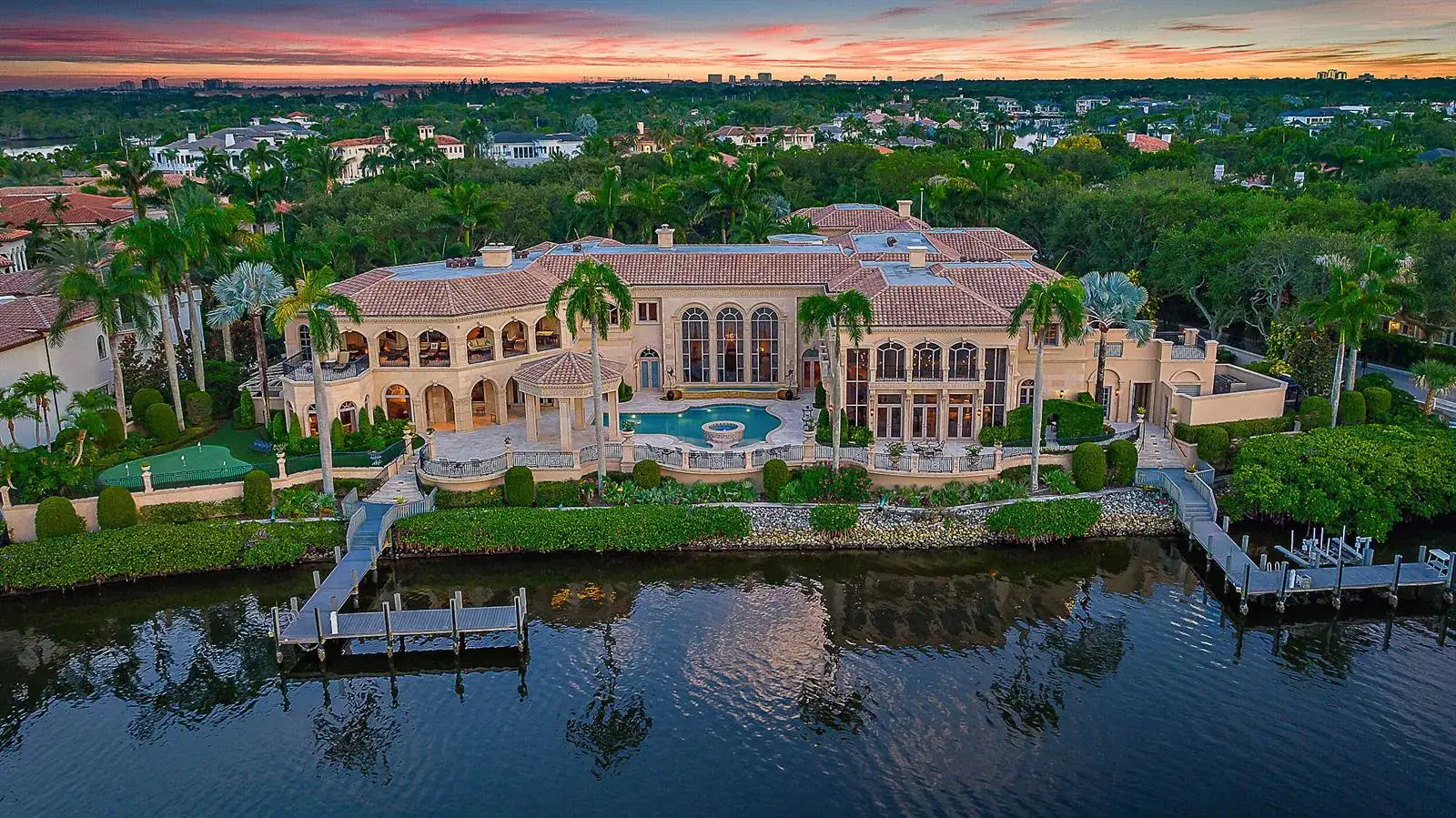 9 bedroom 13 bath Residential for sale at 209 Commodore Drive, Jupiter FL 33477