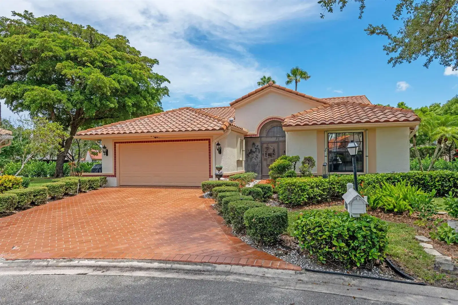 3 bedroom 2 bath Residential for sale at 4520 Catamaran Circle, Boynton Beach FL 33436