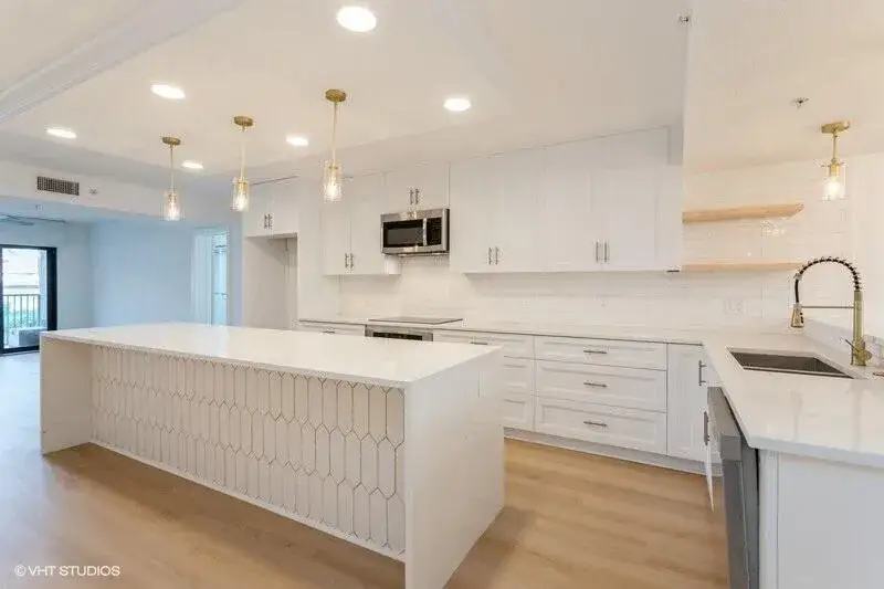2 bedroom 2 bath Residential for sale at 601 Seafarer Circle # 101, Jupiter FL 33477