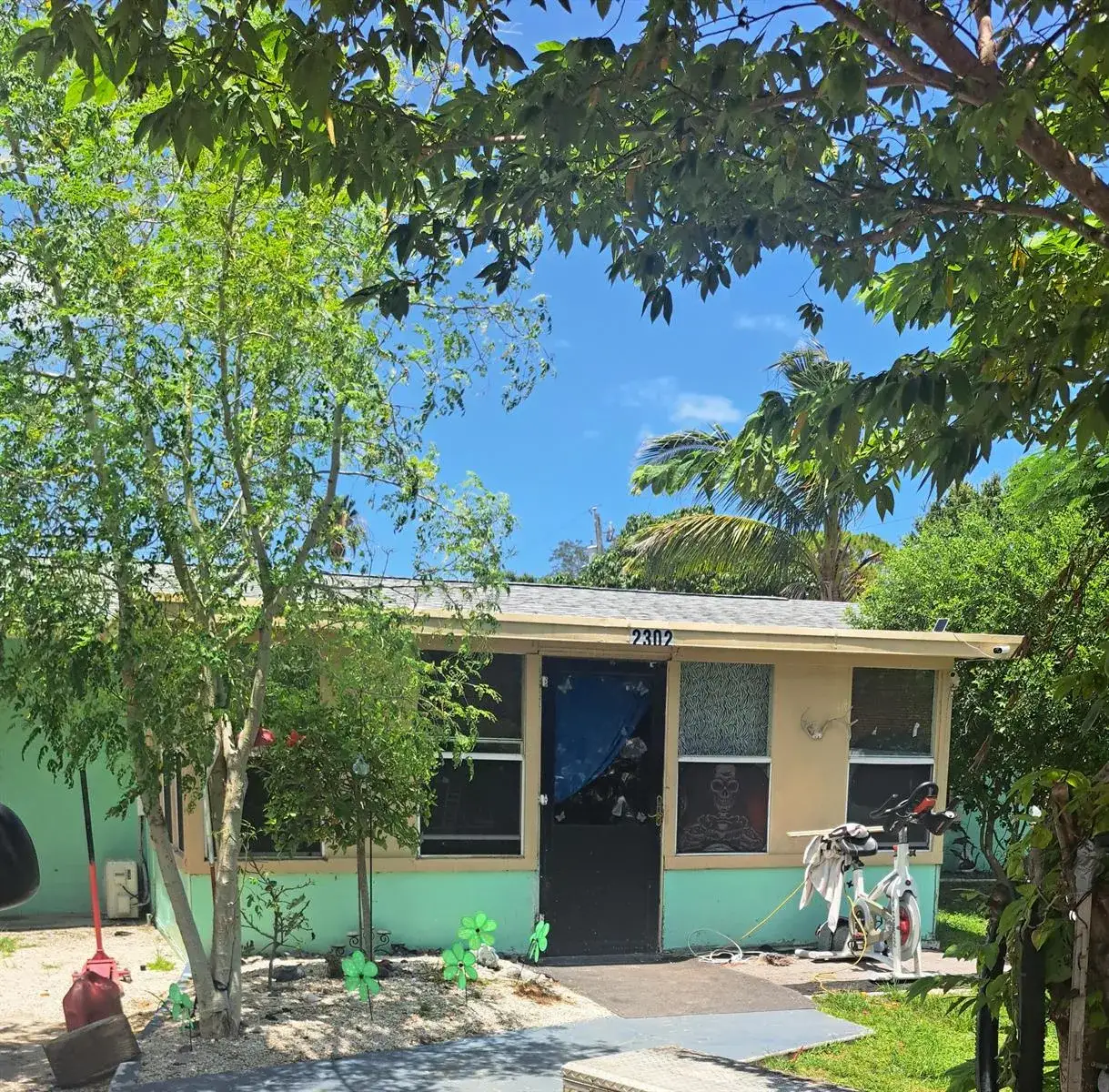 3 bedroom 2 bath Residential for sale at 2302 Barbara Avenue, Fort Pierce FL 34982