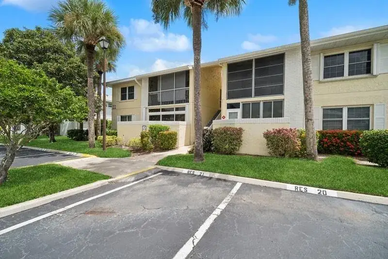 2 bedroom 2 bath Residential for sale at 993 Sonesta Avenue NE # 205, Palm Bay FL 32905