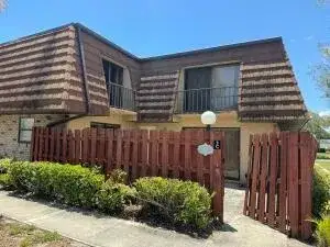 2 bedroom 2 bath Residential for sale at 1402 Nebraska Avenue # 3, Fort Pierce FL 34950