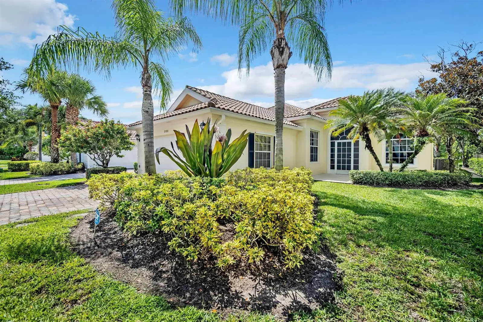 3 bedroom 3 bath Residential Lease for rent at 8188 Rosalie Lane, Wellington FL 33414
