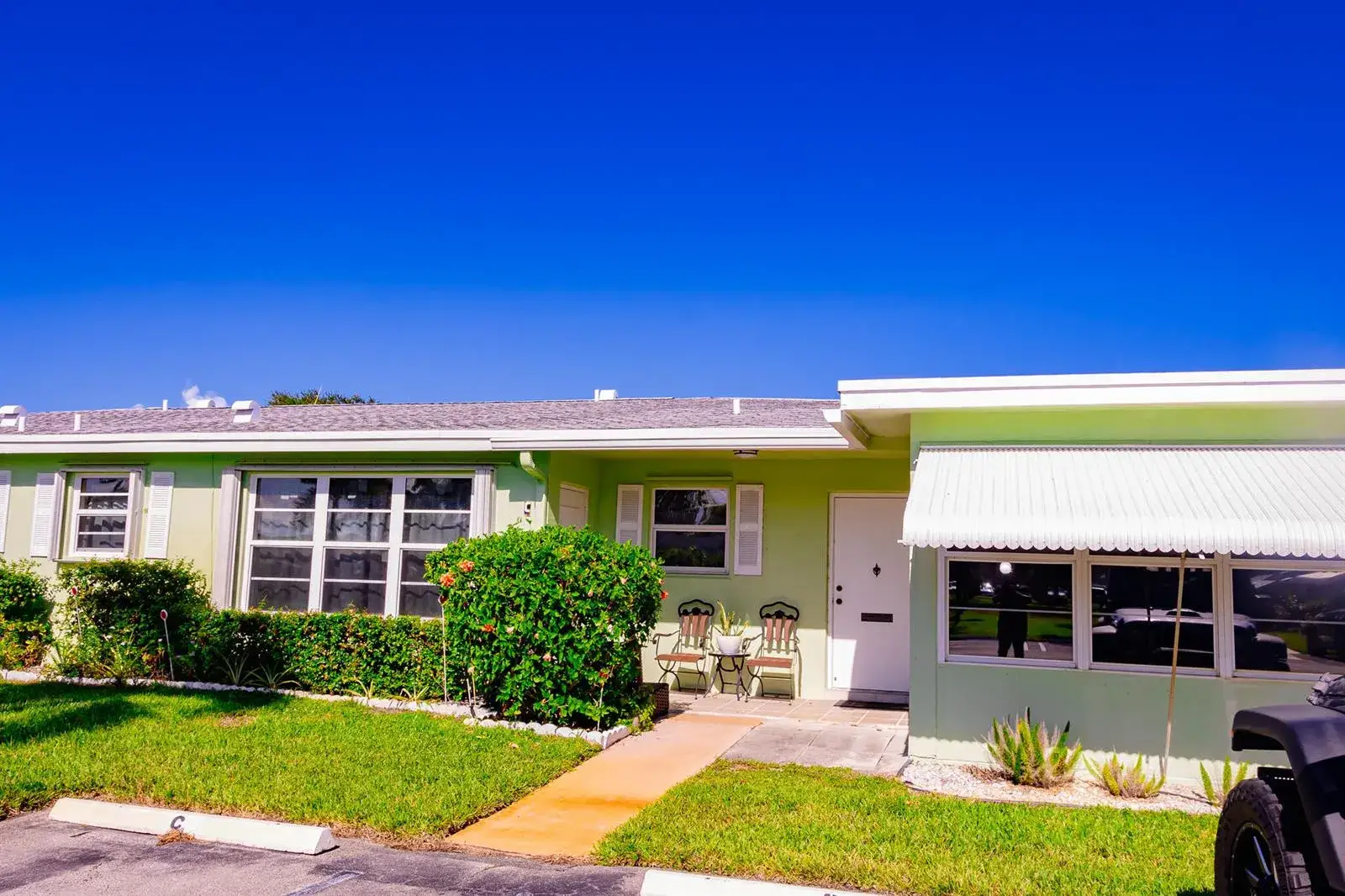 1 bedroom 1 bath Residential for sale at 3240 Ridge Hill Road # C, Boynton Beach FL 33435