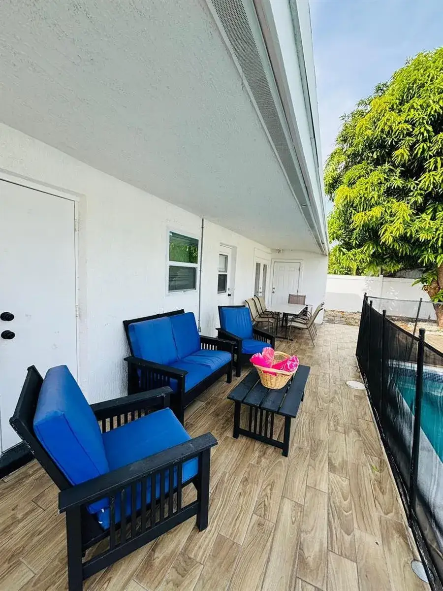 4 bedroom 3 bath Residential for sale at 2010 NE 1st Avenue, Pompano Beach FL 33060