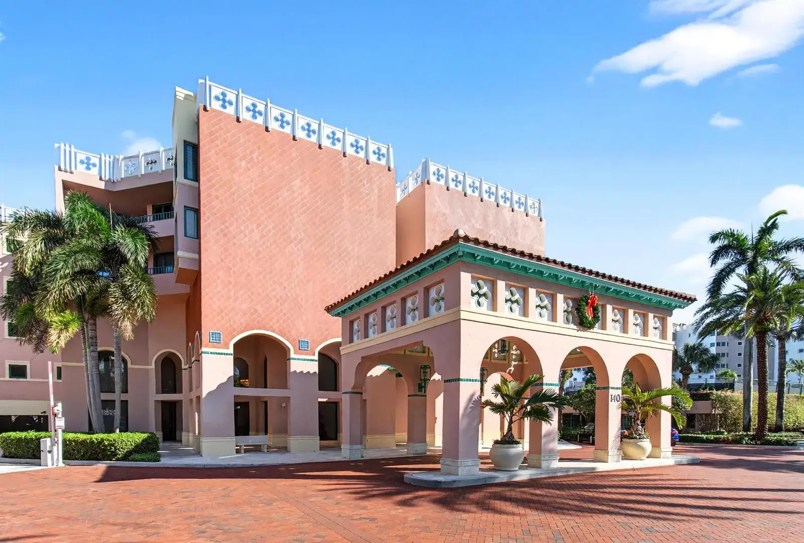 2 bedroom 2 bath Residential Lease for rent at 140 SE 5th Avenue # 448, Boca Raton FL 33432