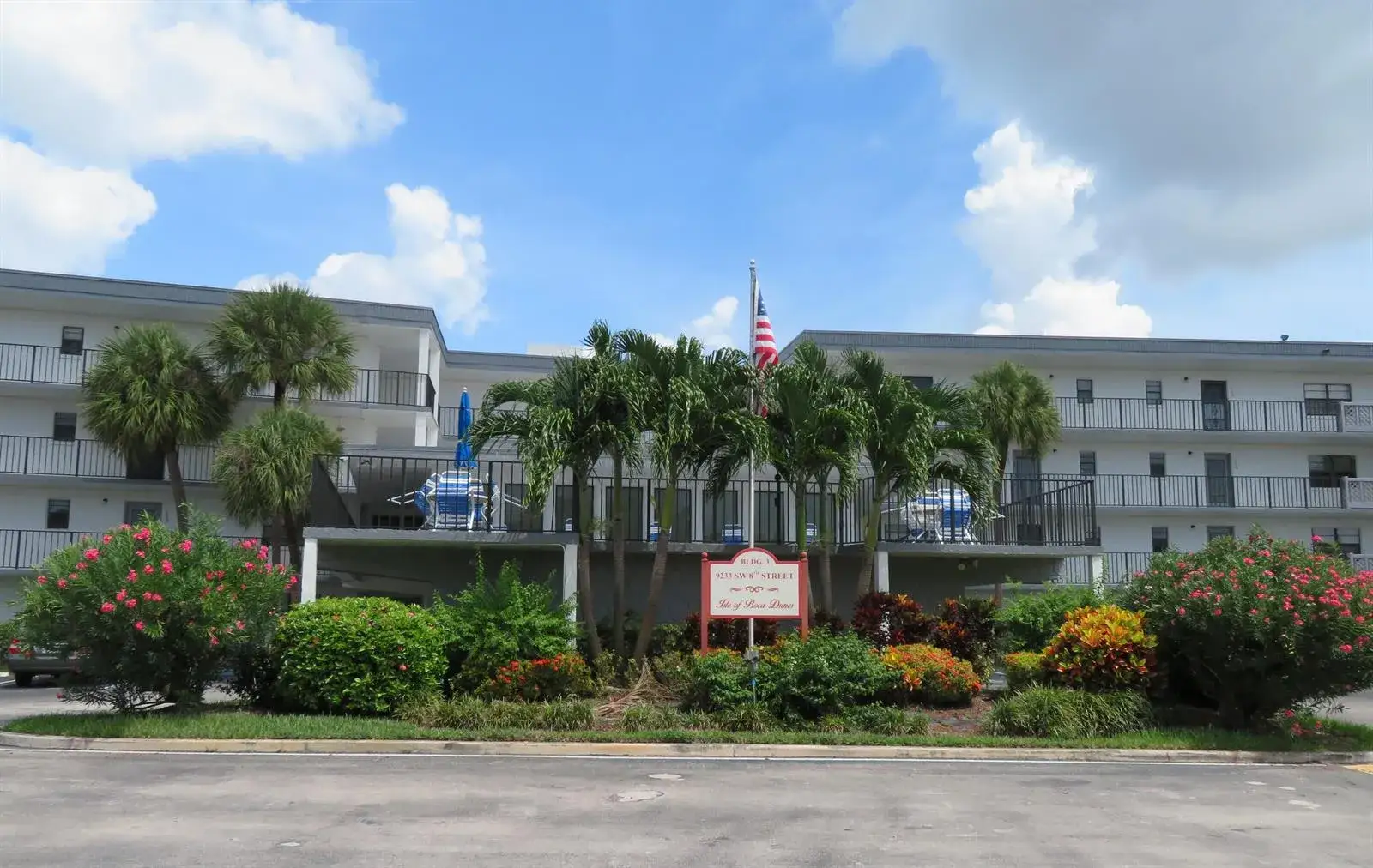 1 bedroom 1 bath Residential for sale at 9233 SW 8th Street # 117, Boca Raton FL 33428