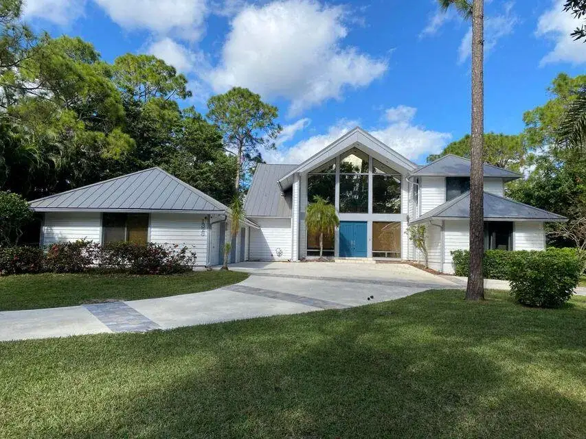 1328 SE Colony Way, Jupiter FL 33478