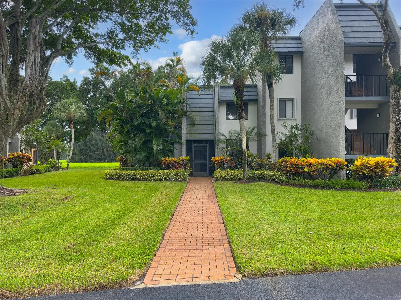 3 bedroom 2 bath Residential for sale at 4803 Esedra Court, Lake Worth FL 33467