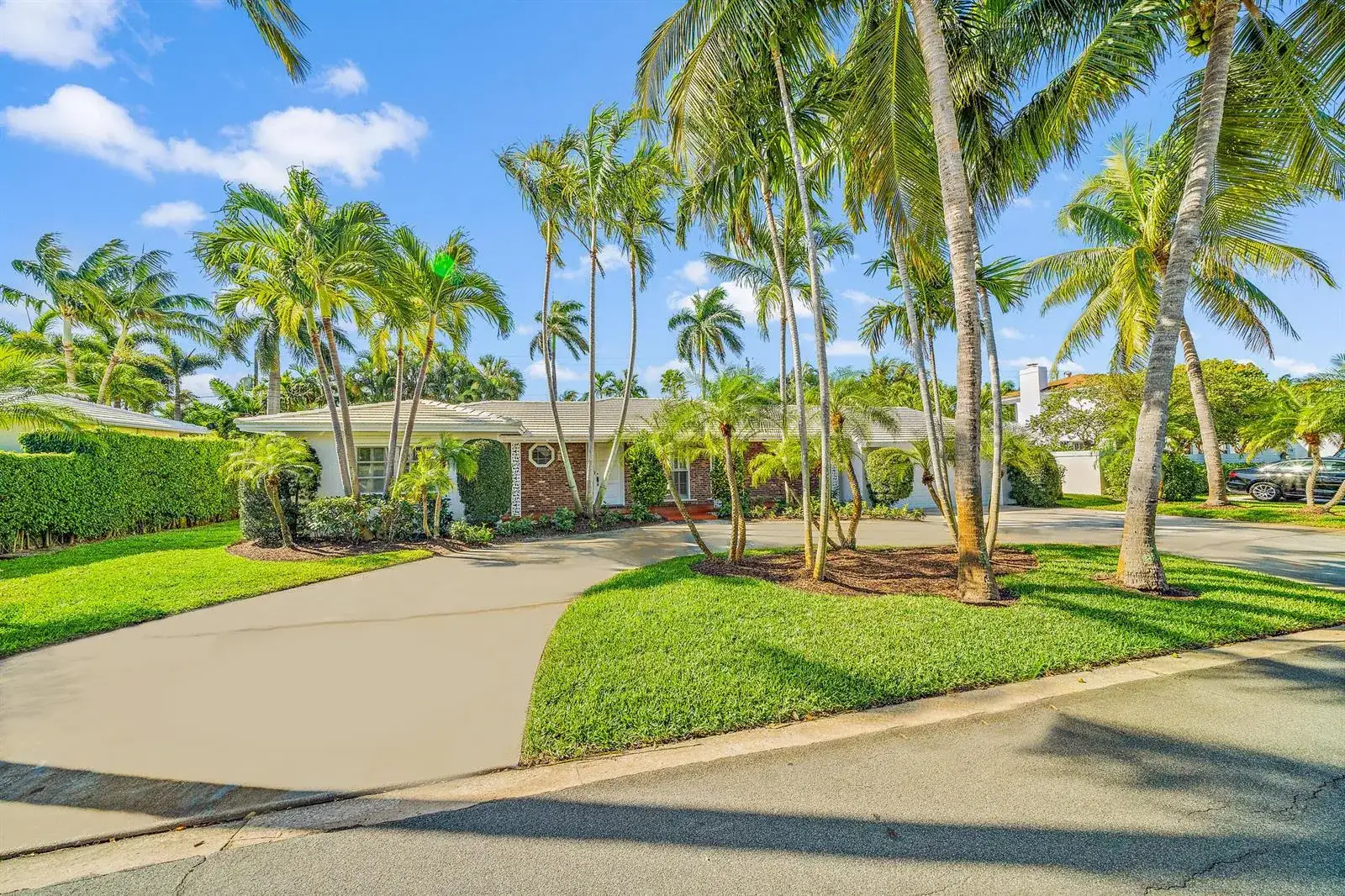 210 Russlyn Drive, West Palm Beach FL 33405
