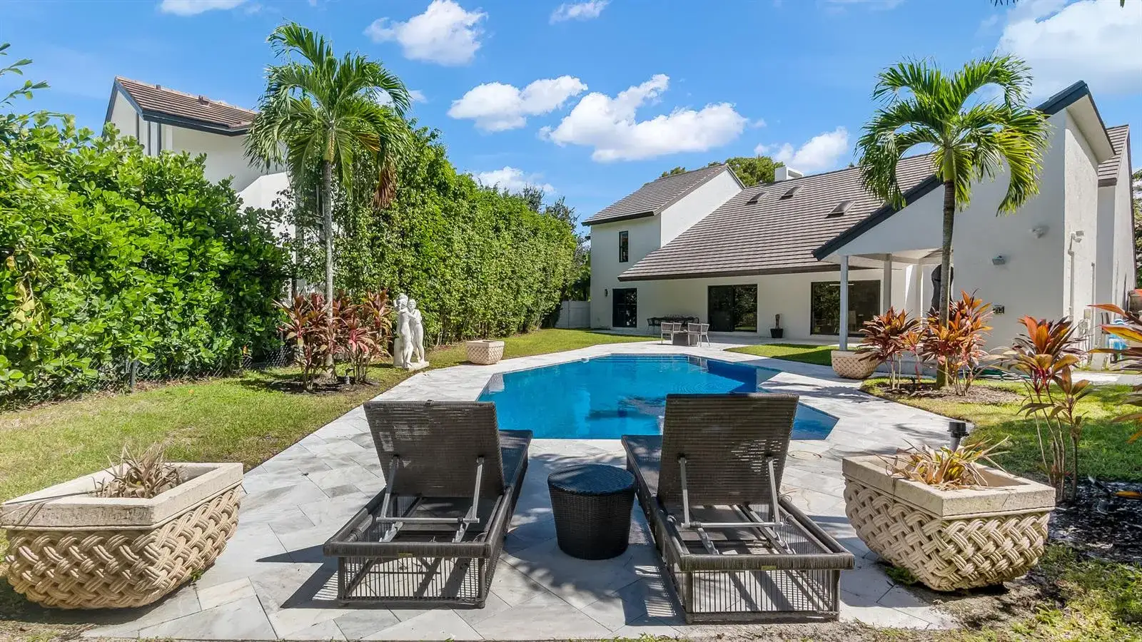 4 bedroom 5 bath Residential for sale at 501 Sandpiper Way, Boca Raton FL 33431