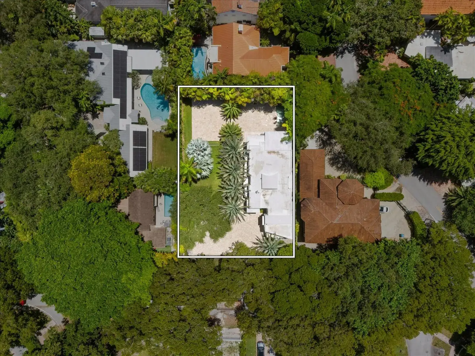 6 bedroom 5 bath Residential for sale at 3917 SW 42nd Avenue, Miami FL 33146