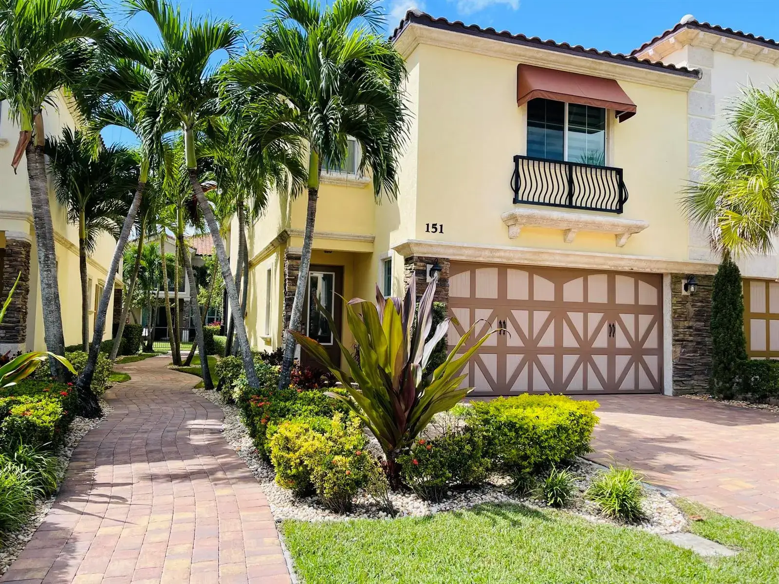3 bedroom 2 bath Residential Lease for rent at 151 Sword Fern Place, Wellington FL 33414