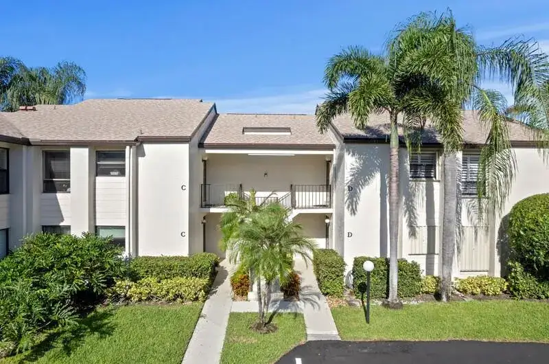 2 bedroom 2 bath Residential for sale at 702 Wingfoot Drive # D, Jupiter FL 33458