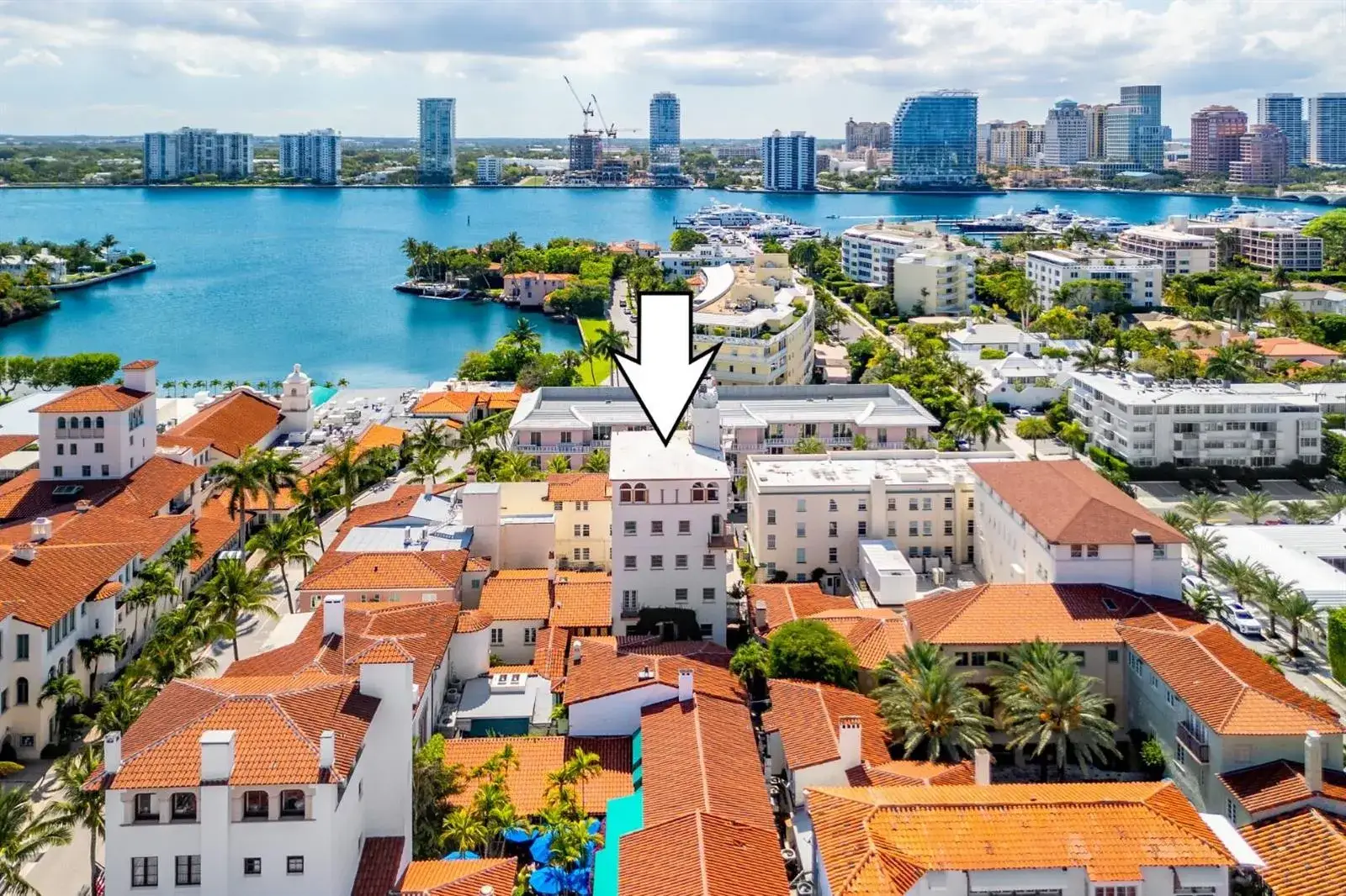 8 bedroom 8 bath Residential for sale at 9 Via Parigi, Palm Beach FL 33480