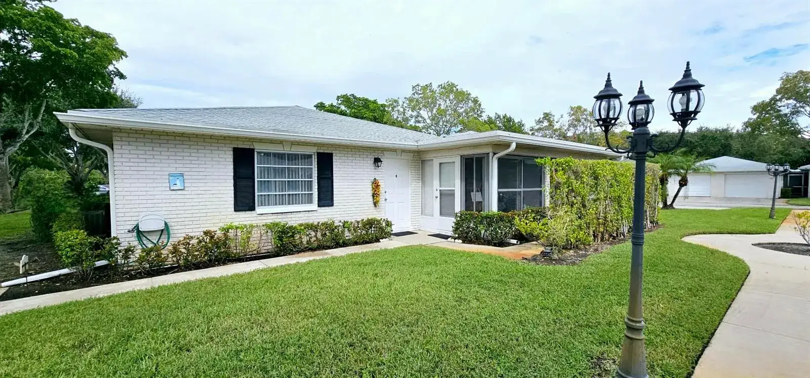 2 bedroom 2 bath Residential for sale at 10126 S 44th Terrace S, Boynton Beach FL 33436