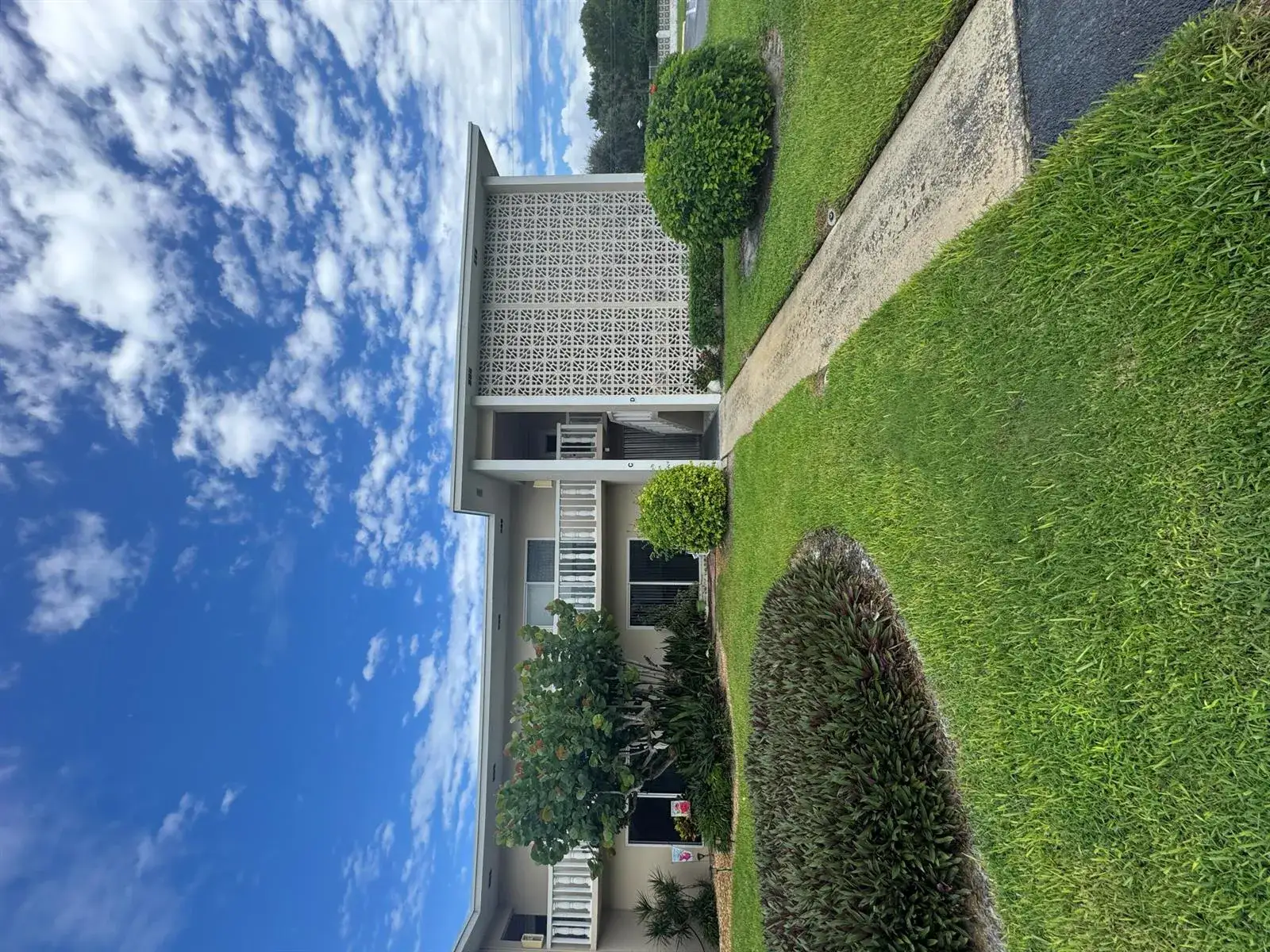 1 bedroom 1 bath Residential for sale at 90 South Boulevard # 1c, Boynton Beach FL 33435