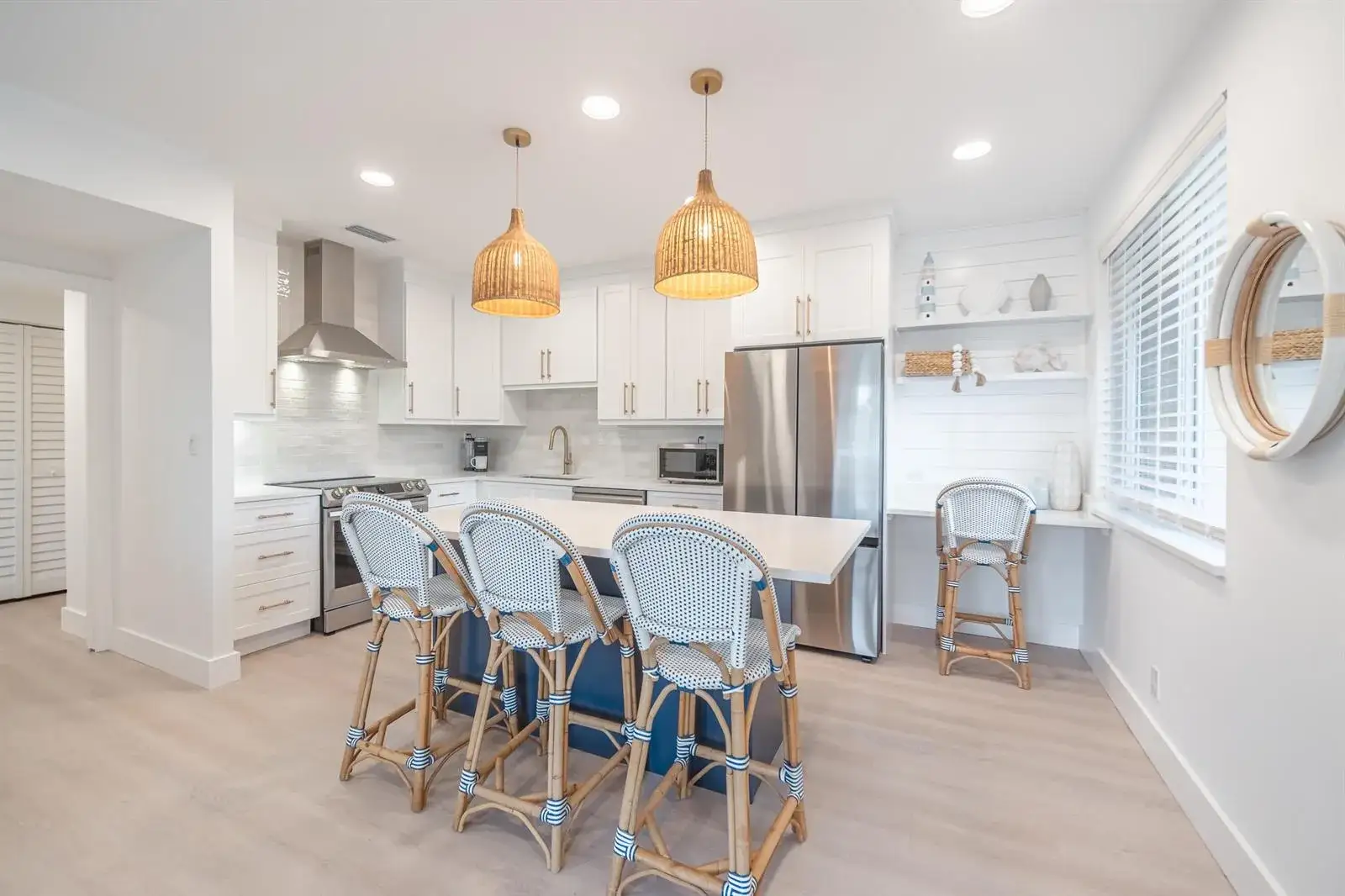1 bedroom 1 bath Residential Lease for rent at 353 S Us Highway 1 # A6, Jupiter FL 33477