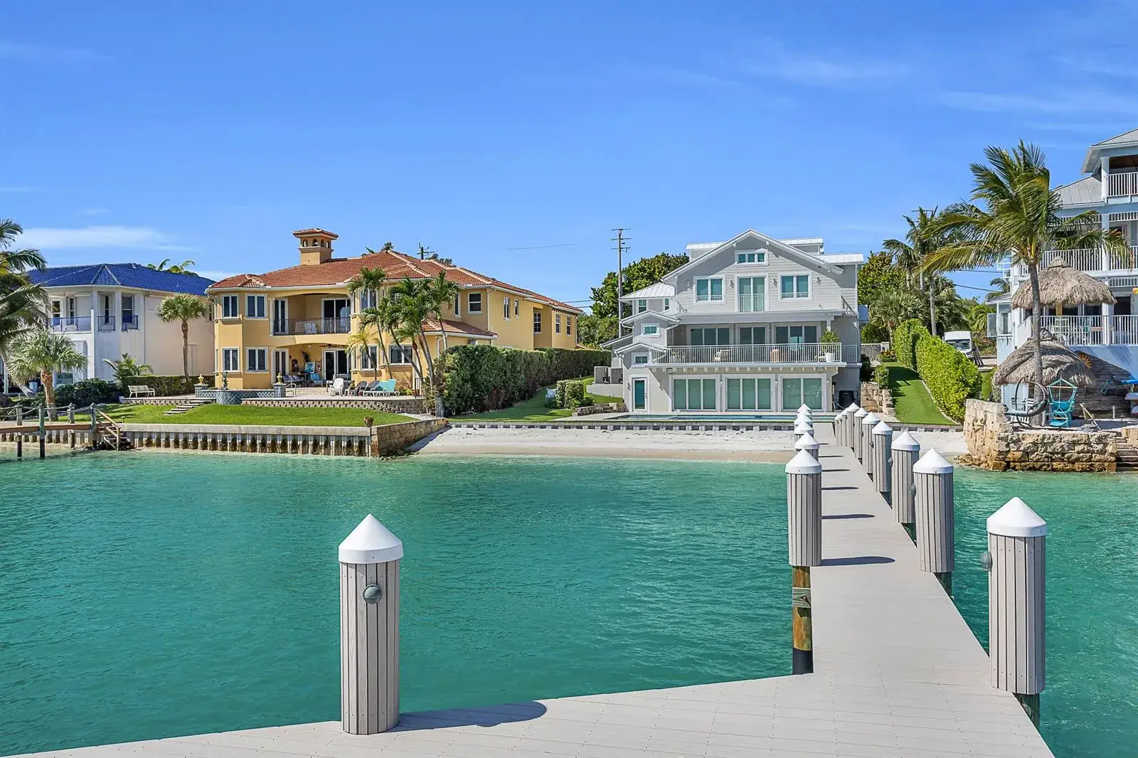 6 bedroom 5 bath Residential for sale at 18119 SE Federal Highway, Jupiter FL 33469