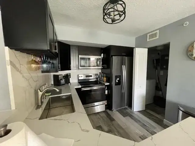 3 bedroom 2 bath Residential for sale at 110 Villa Circle # 110, Boynton Beach FL 33435