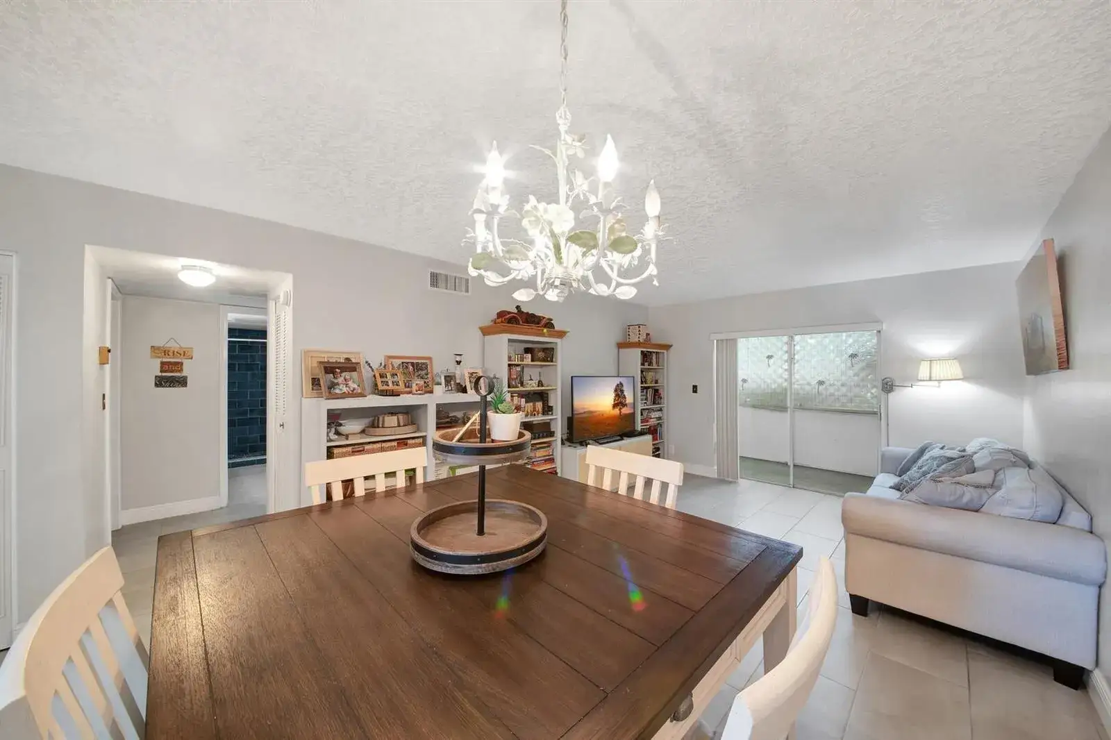 2 bedroom 1 bath Residential for sale at 2812 S Garden Drive # 109, Lake Worth FL 33461