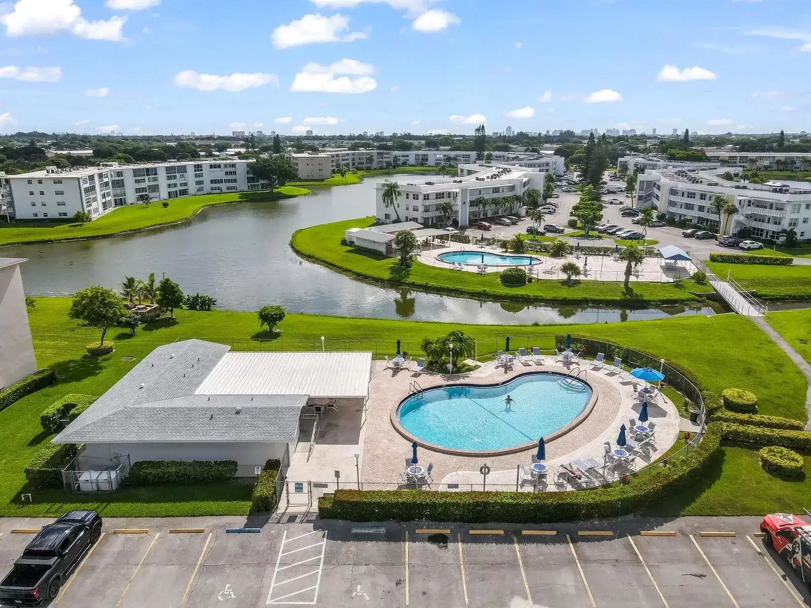 2 bedroom 1 bath Residential for sale at 239 Windsor K, West Palm Beach FL 33417
