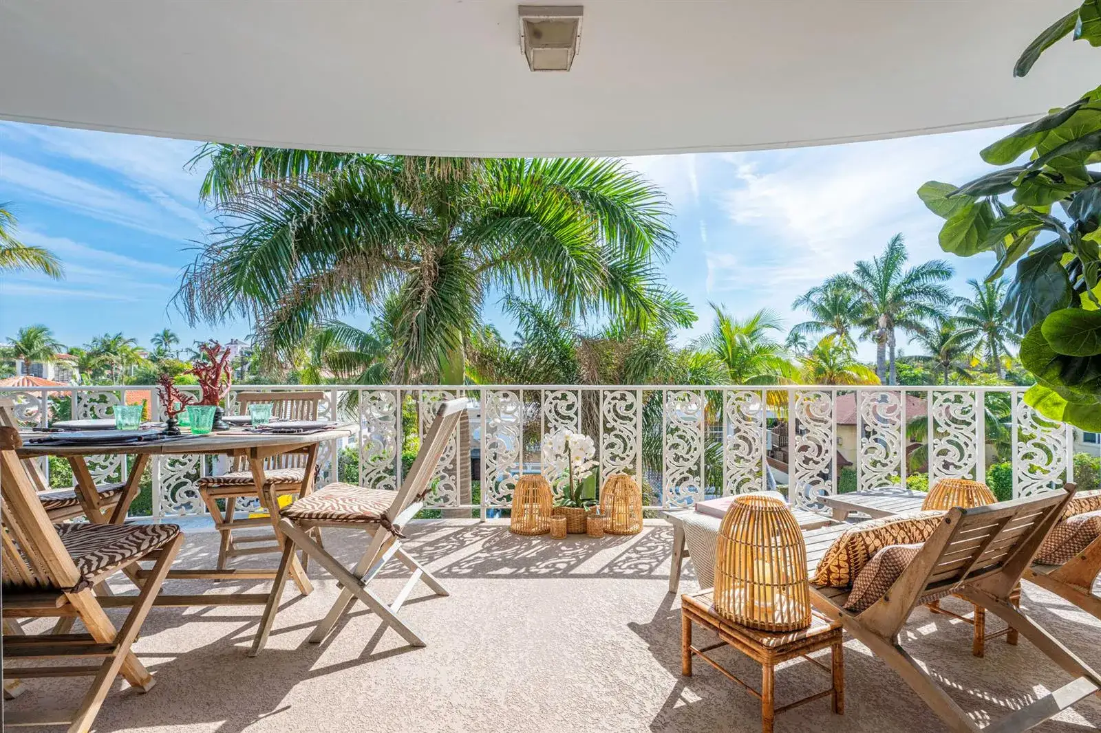 2 bedroom 2 bath Residential for sale at 227 Australian Avenue # 3e, Palm Beach FL 33480
