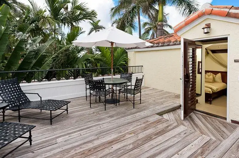 1 bedroom 1 bath Residential for sale at 301 Australian Avenue # 306, Palm Beach FL 33480