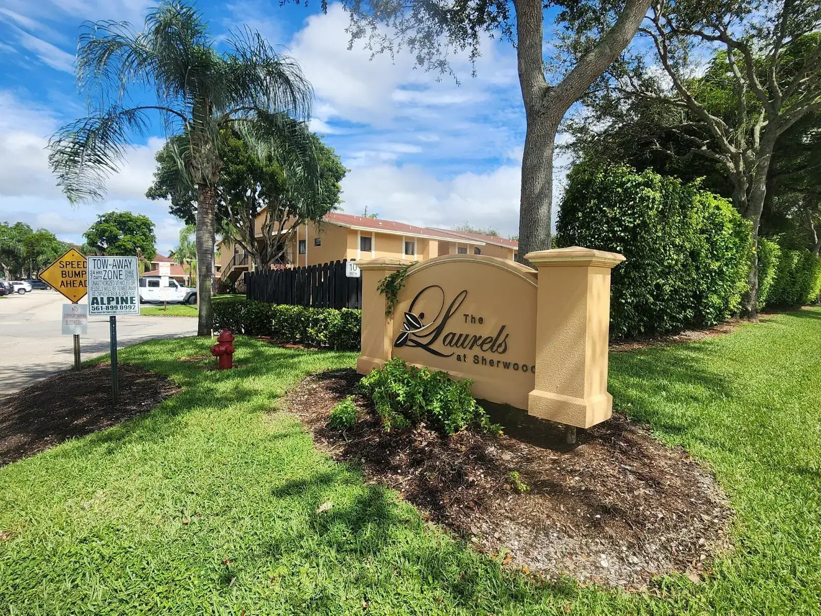 3 bedroom 2 bath Residential for sale at 6013 10th Avenue N # 208, FL 33463
