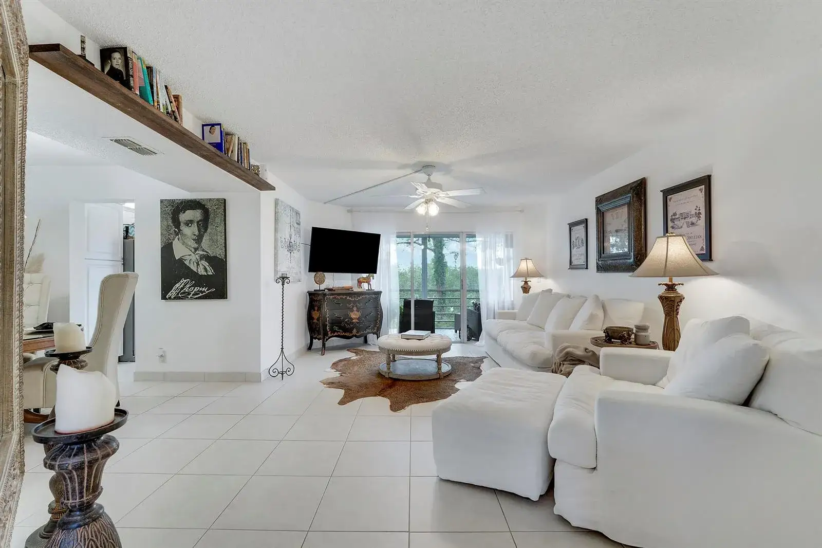 2 bedroom 2 bath Residential for sale at 3755 Via Poinciana # 405, FL 33467
