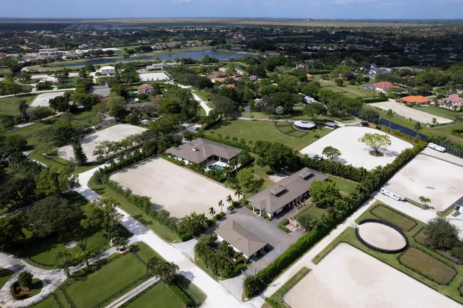 1 bath Residential Lease for rent at 2022 Appaloosa Trail, Wellington FL 33414
