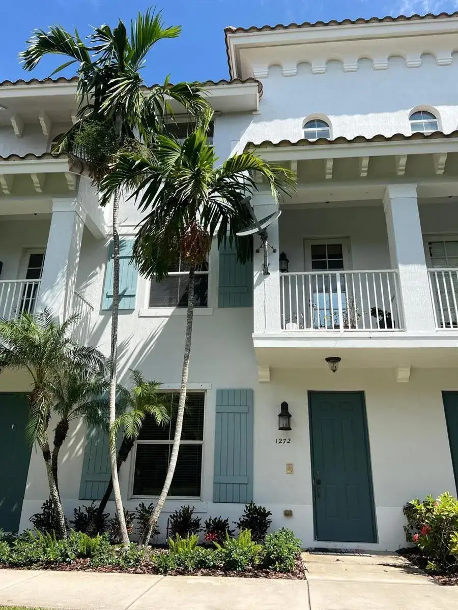 3 bedroom 2 bath Residential for sale at 1272 Via Fiume, Boynton Beach FL 33426