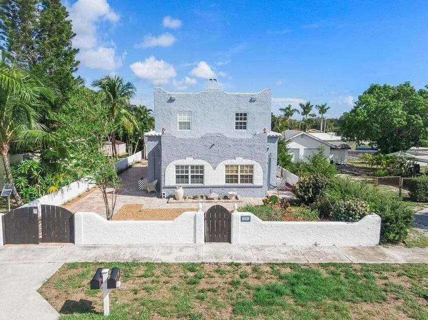 Residential Income for sale at 331 NW 1st Avenue, Boynton Beach FL 33435