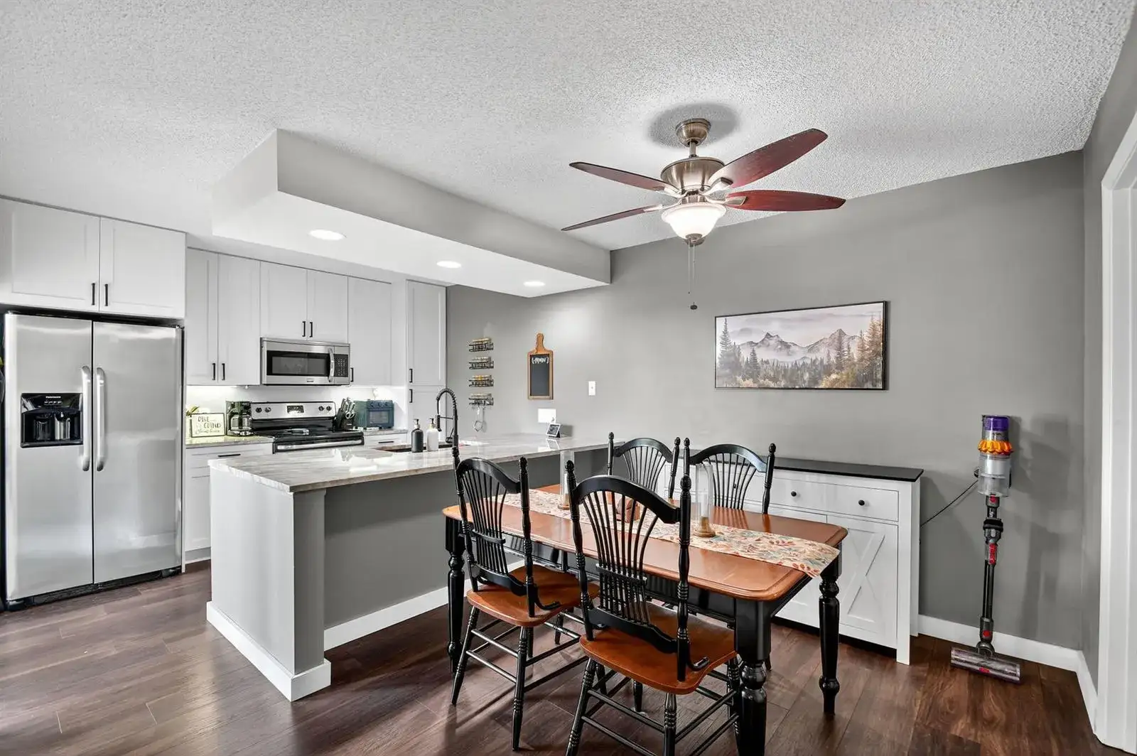 2 bedroom 2 bath Residential for sale at 2409 24th Way, West Palm Beach FL 33407