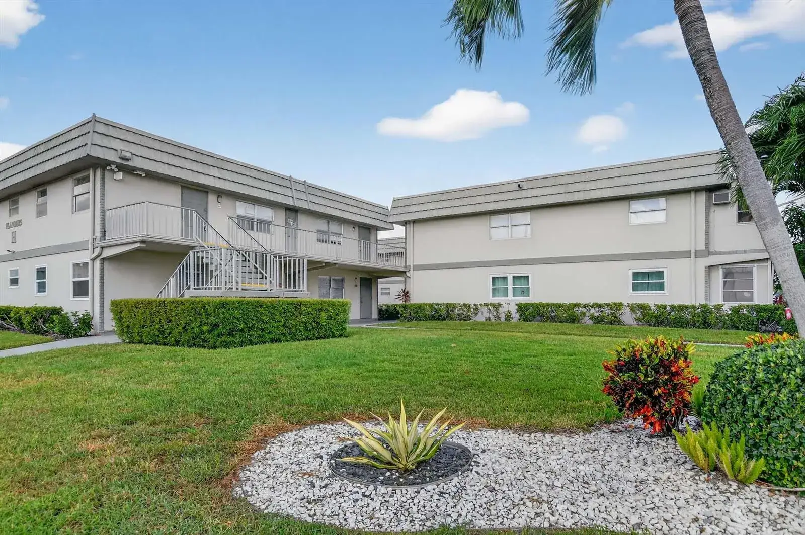 2 bedroom 2 bath Residential for sale at 360 Flanders H, Delray Beach FL 33484