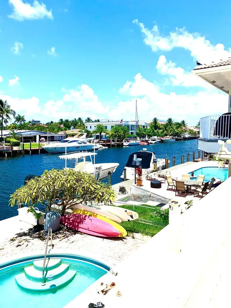 Residential Income for sale at 2735 NE 28 Court, Lighthouse Point FL 33064
