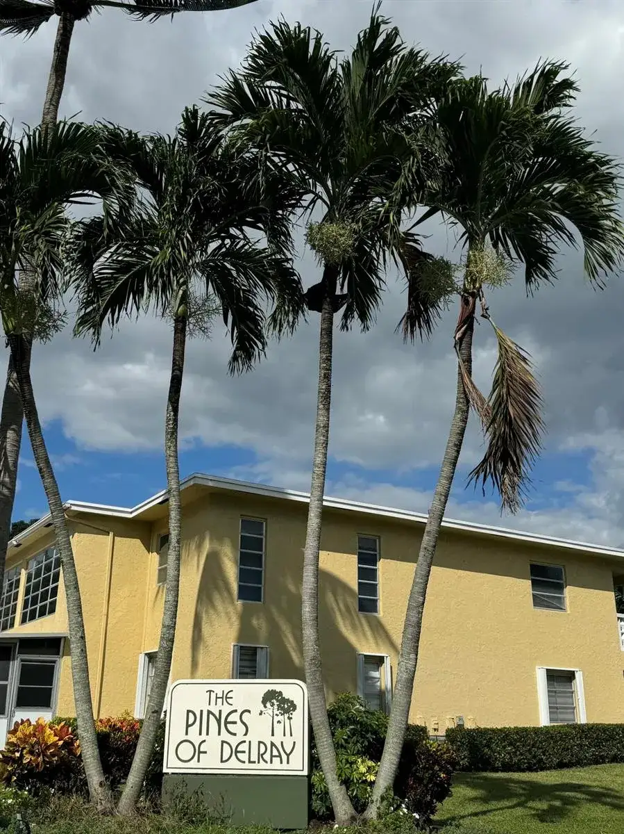 2 bedroom 2 bath Residential for sale at 1141 Violet Terrace # 202, Delray Beach FL 33445