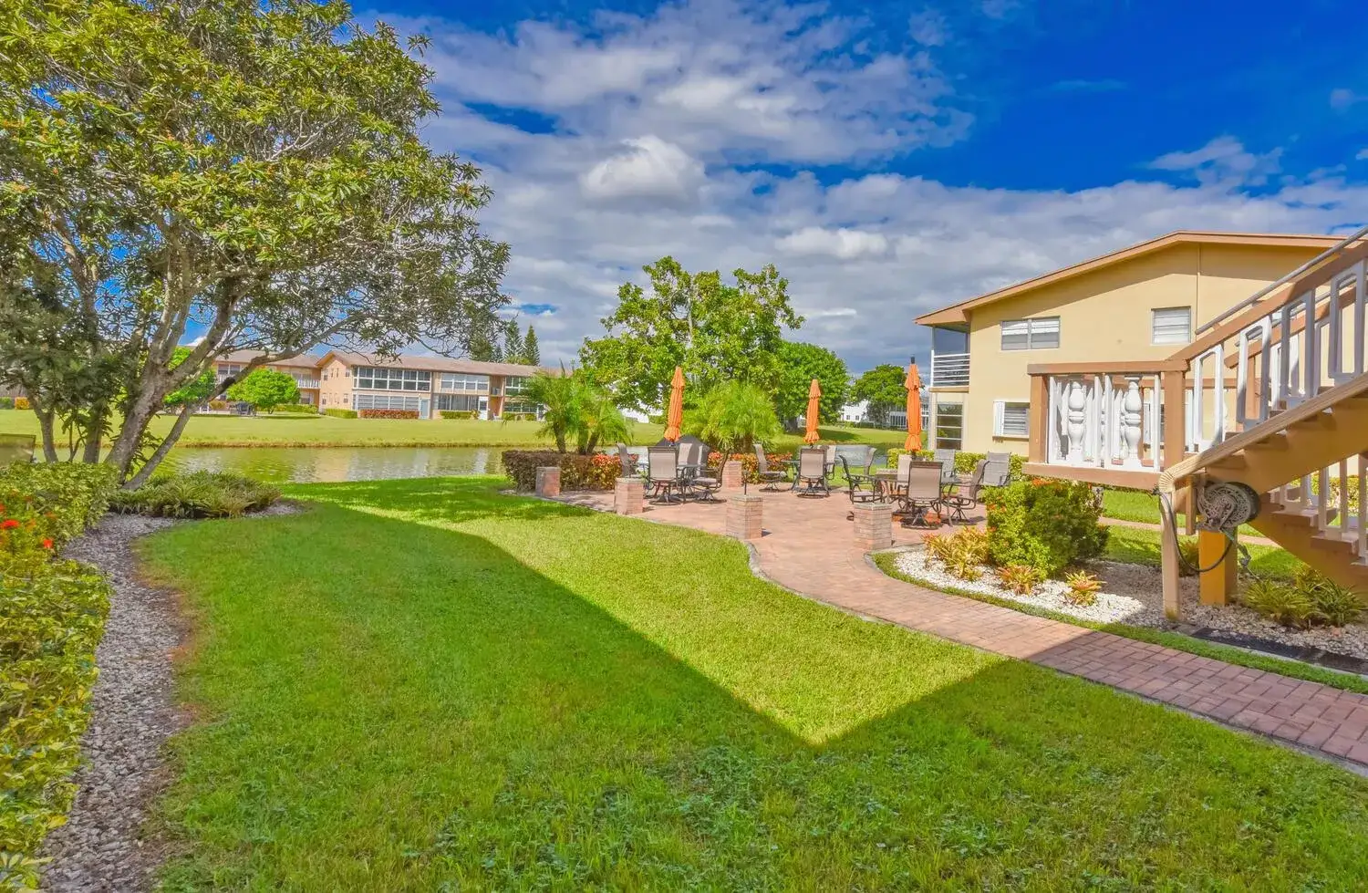 1 bedroom 1 bath Residential for sale at 262 Bedford K, West Palm Beach FL 33417