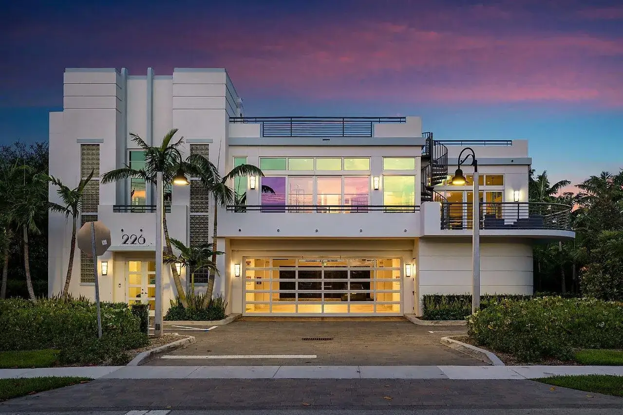 4 bedroom 3 bath Residential for sale at 226 Palm Court, Delray Beach FL 33444