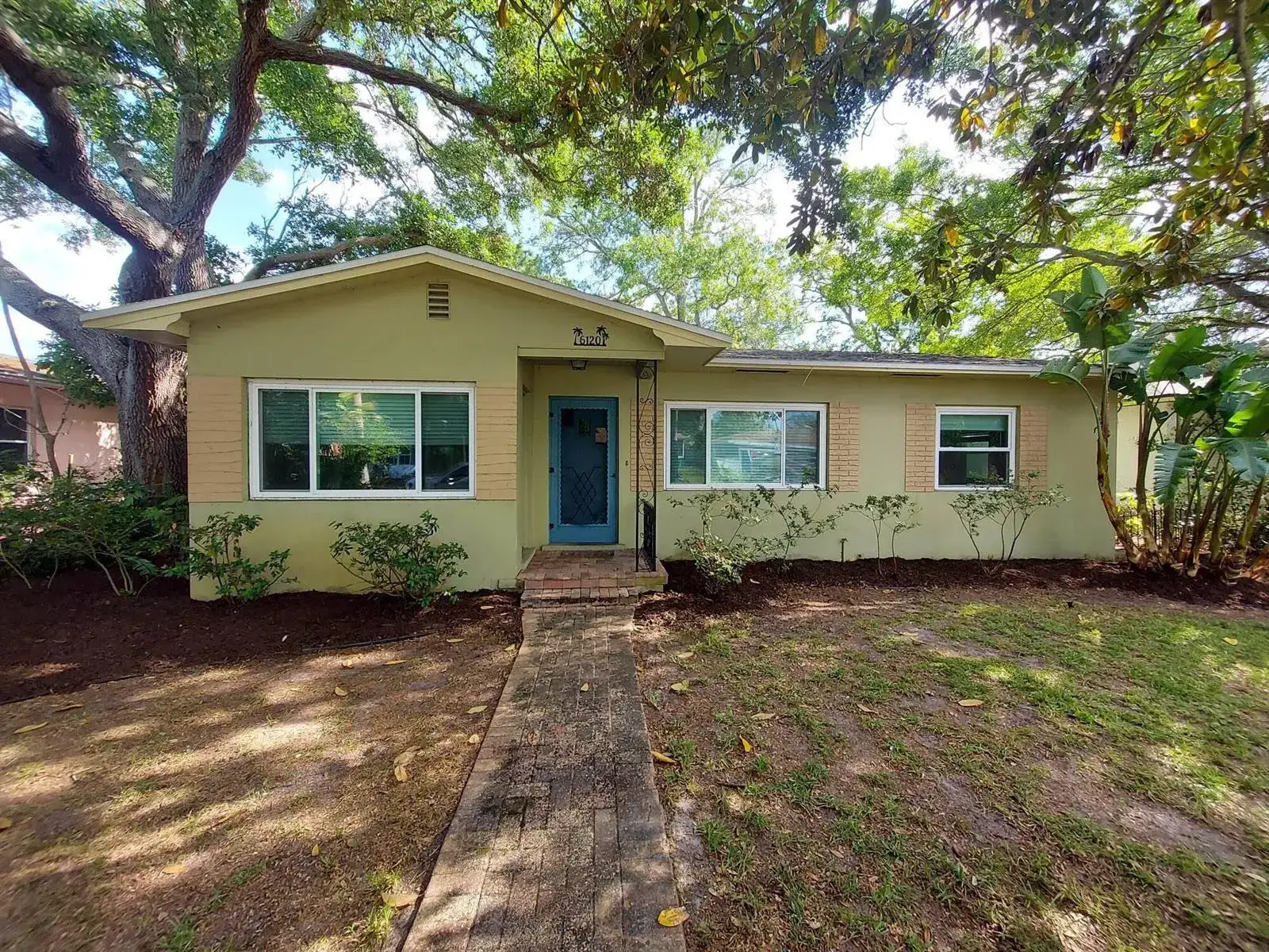 3 bedroom 2 bath Residential for sale at 6120 9th Avenue S, FL 33707