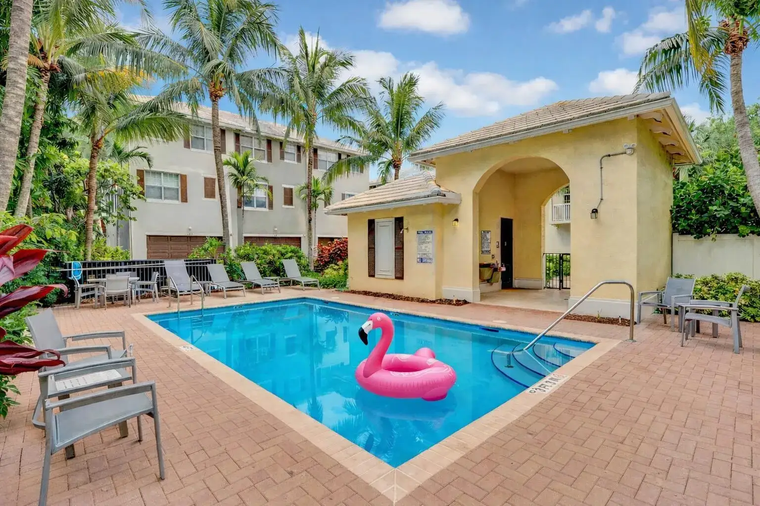 3 bedroom 2 bath Residential for sale at 109 E Coda Circle, Delray Beach FL 33444