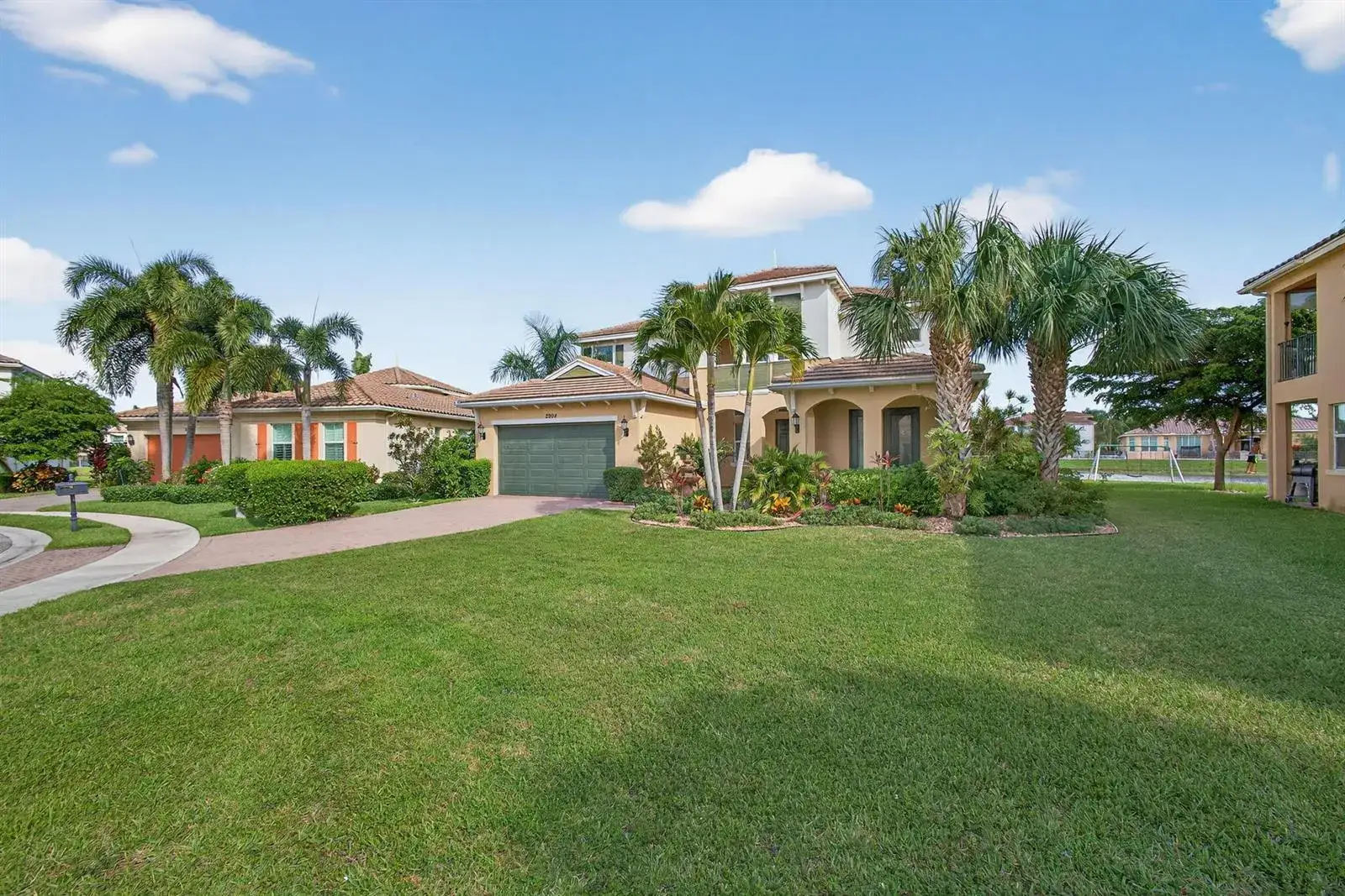 5 bedroom 4 bath Residential for sale at 2904 Payson Way, Wellington FL 33414